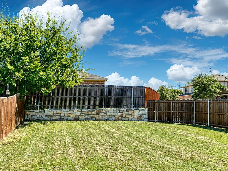 366 Schirra Ct — Photo 24