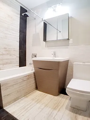 Rented by Rentall Group Inc | media 28