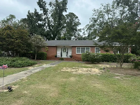 403 Jefferson St E, Douglas, GA 31533