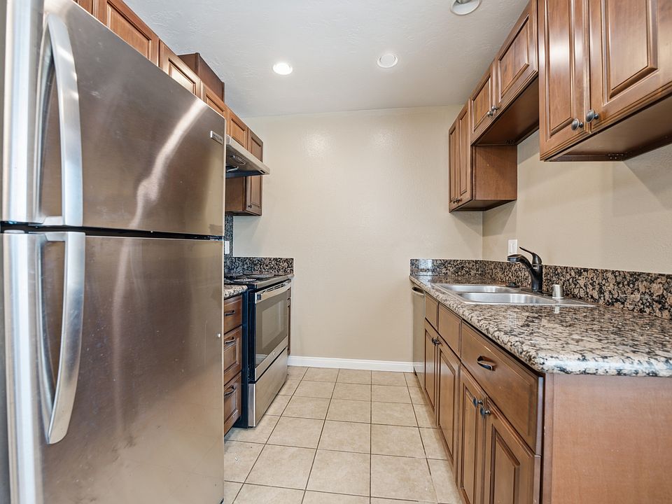 1st image of 957 Calla Ave APT F