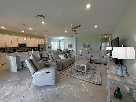 3rd image of 4835 Birchwood Ct #6222