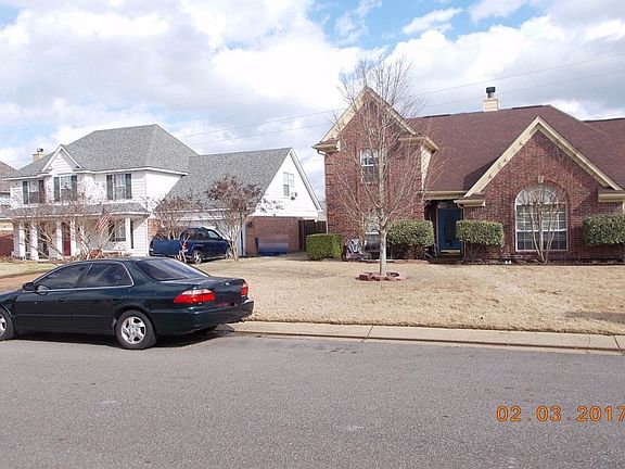 2nd image of 7126 Fox Creek Dr