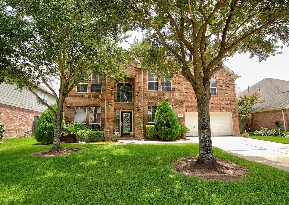 1st image of 2319 Golden Mews Ln