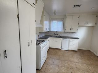 220 W Feemster Ave, Visalia, CA