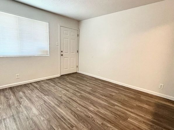 433 Mesilla St SE APT 5