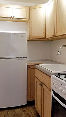 Rented by Domus Realty | media 10