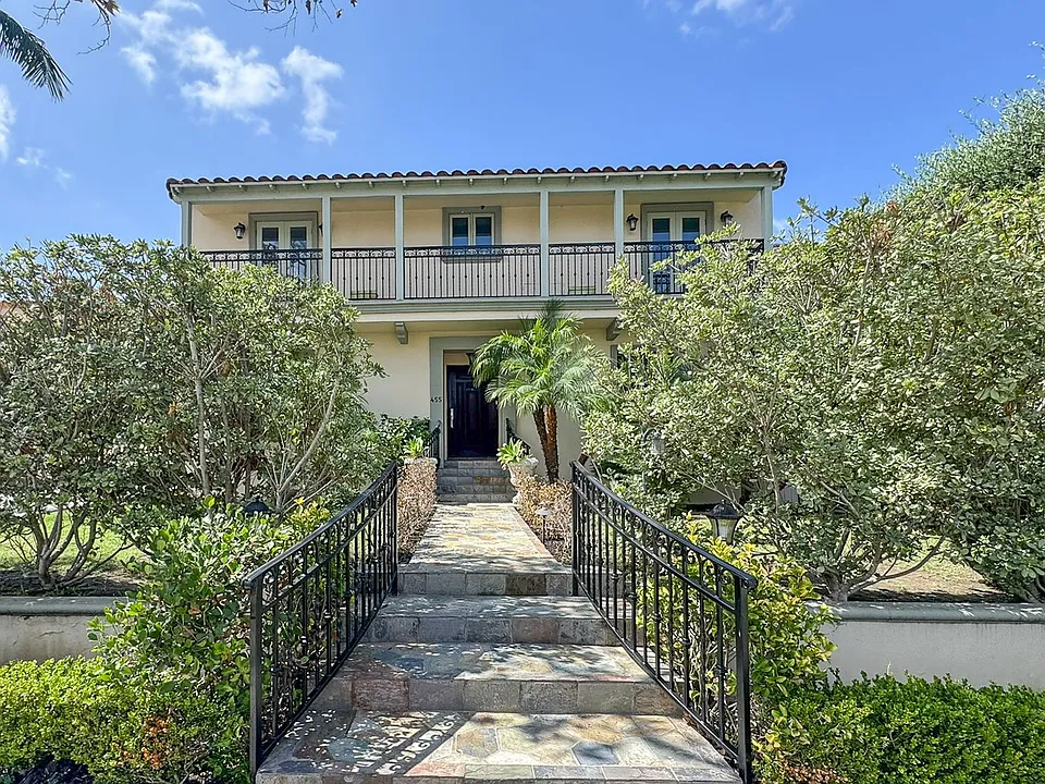 455 S Rodeo Dr