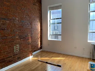 Rented by Best Apartments North Inc