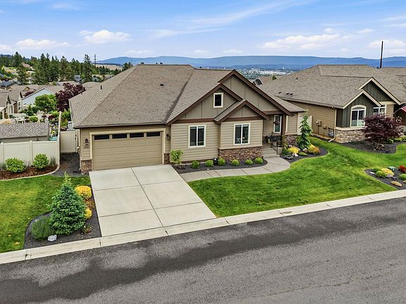 2nd image of 5533 N Radium Ln