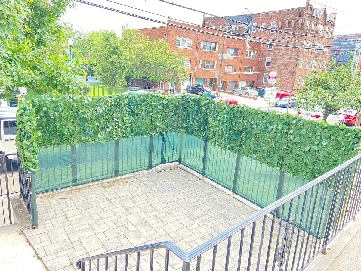 Building Photo - 91 Palisade Ave #2