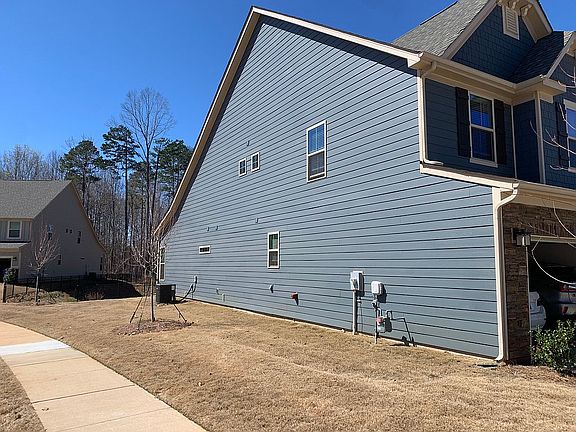 5th image of 155 Beacon Dr #A