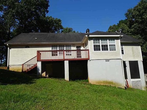 2nd image of 135 Ruben Rd
