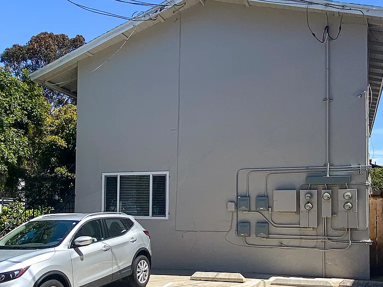 3832 Albatross St #B — Photo 24