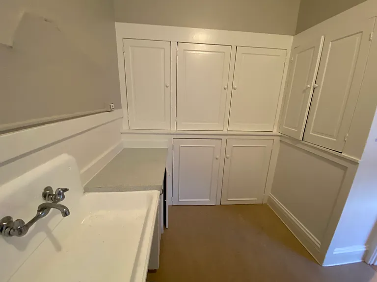 2345 NE Sandy Blvd #43 — Photo 8