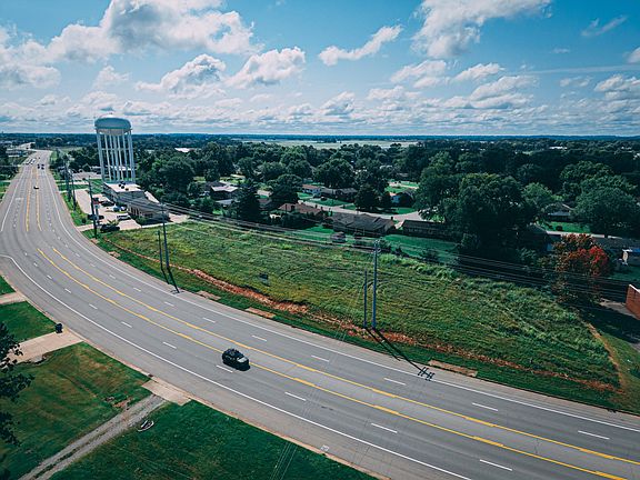 5th image of 255 Tiny Town Rd