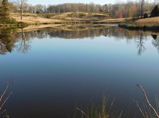 1945 Eggville Rd, Camden, TN 38320