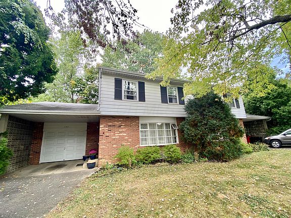 3rd image of 220 E North St