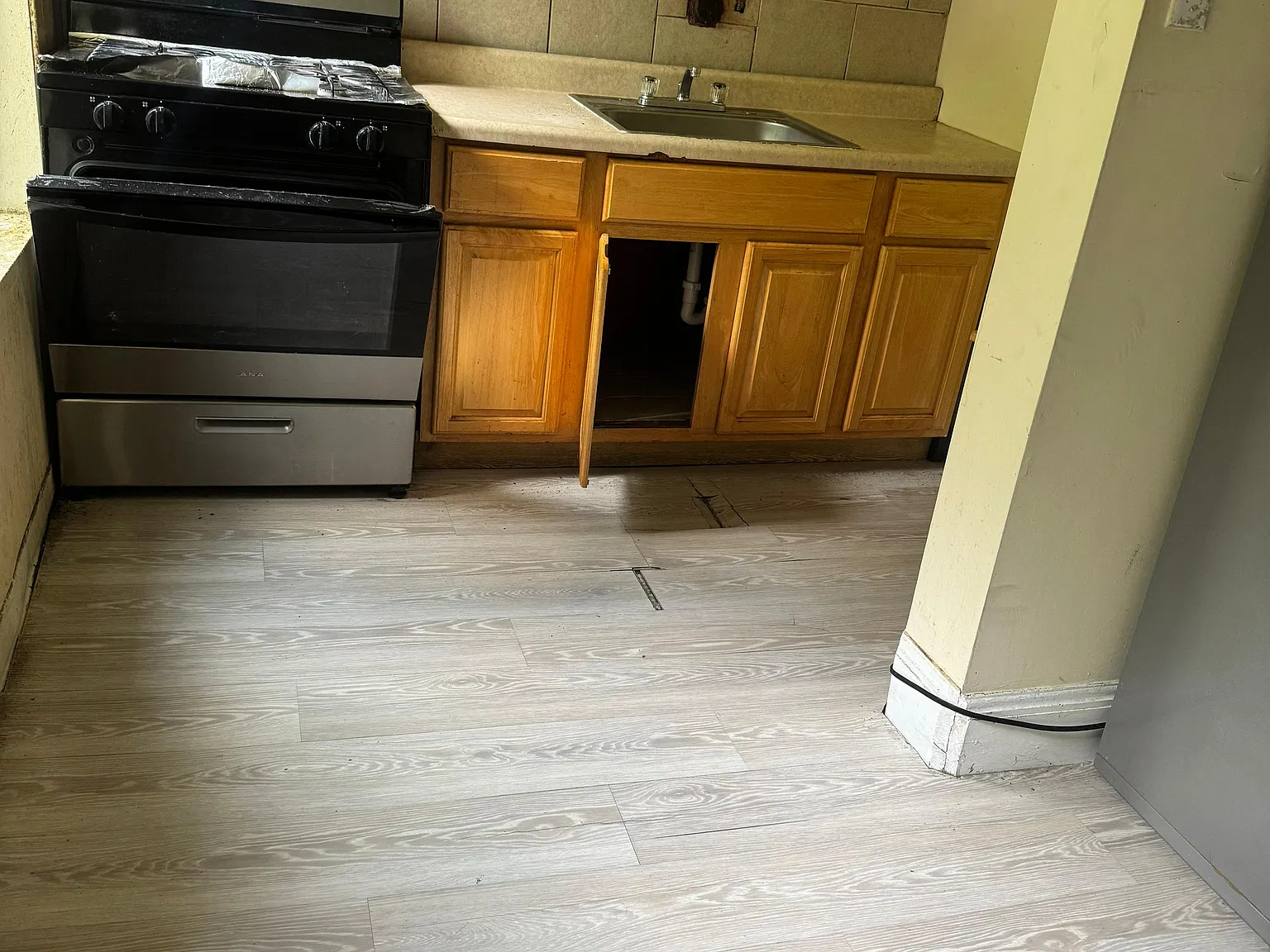 4 bed, 1870 sqft, $2,200 — Photo 3
