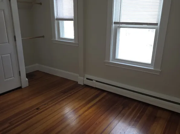 75 Albertina St #1, Quincy, MA 02169