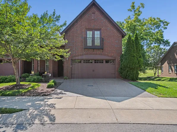 131 Village Cir, Lebanon, TN 37087