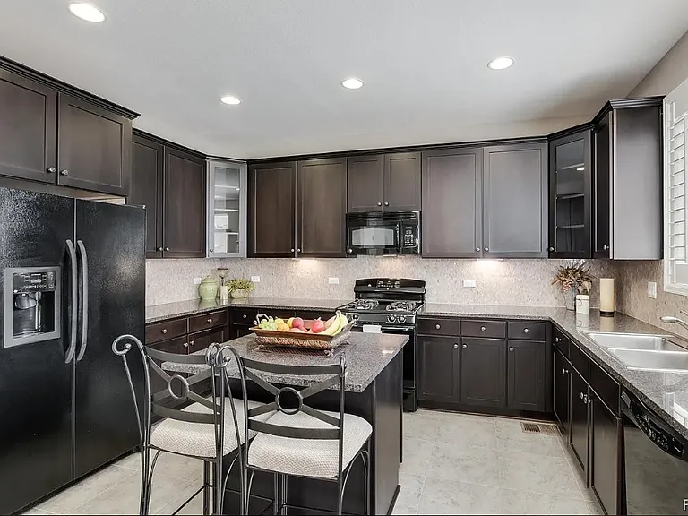 3130 Black Canyon Way — Photo 4