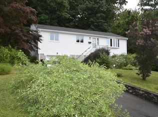 103 Varmor Dr, New Britain, CT 06053