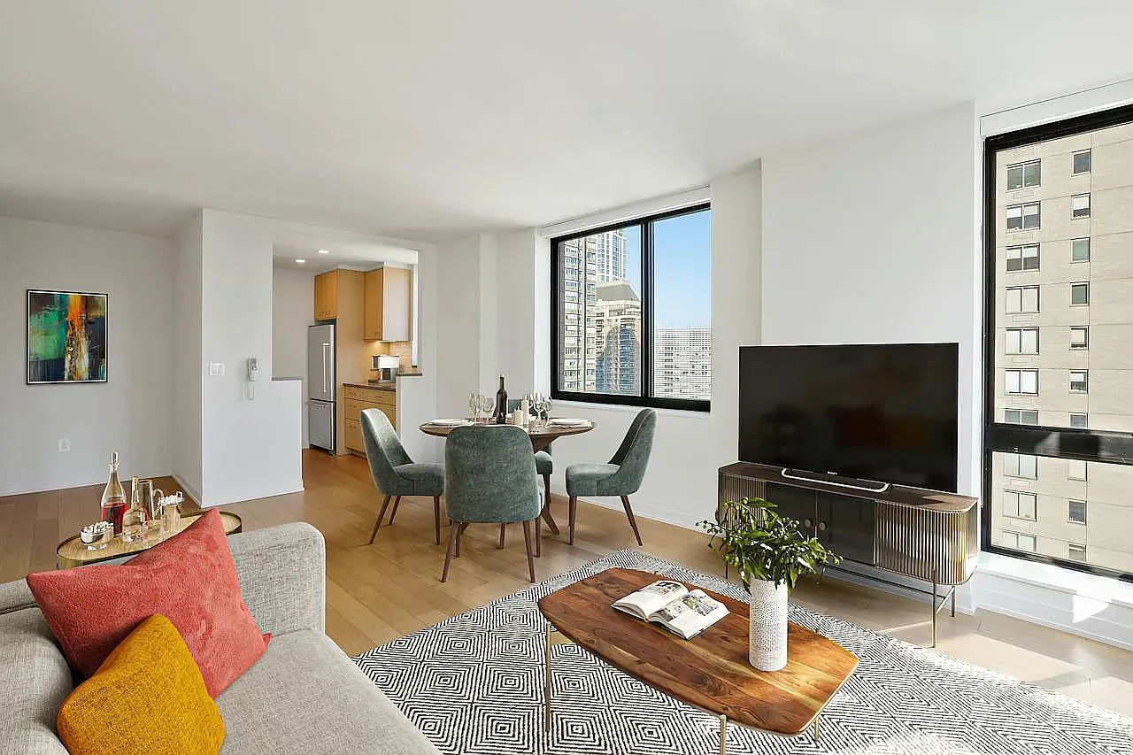 One Columbus Place — Photo 2