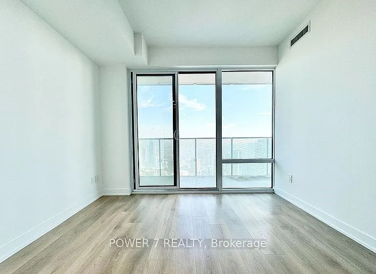 501 Yonge St #3808 — Photo 6
