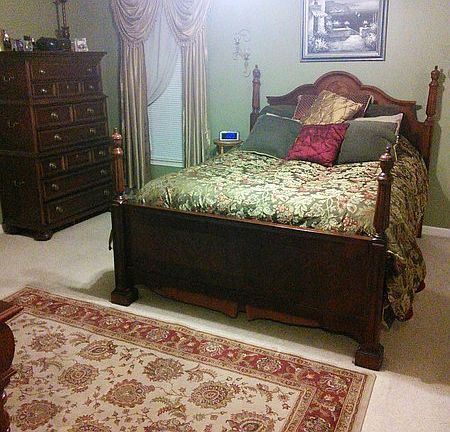 large master bedroom 14 x 16