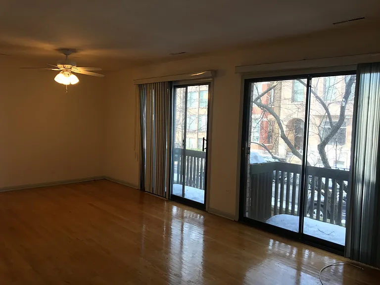 323 W Concord Pl #7 — Photo 7