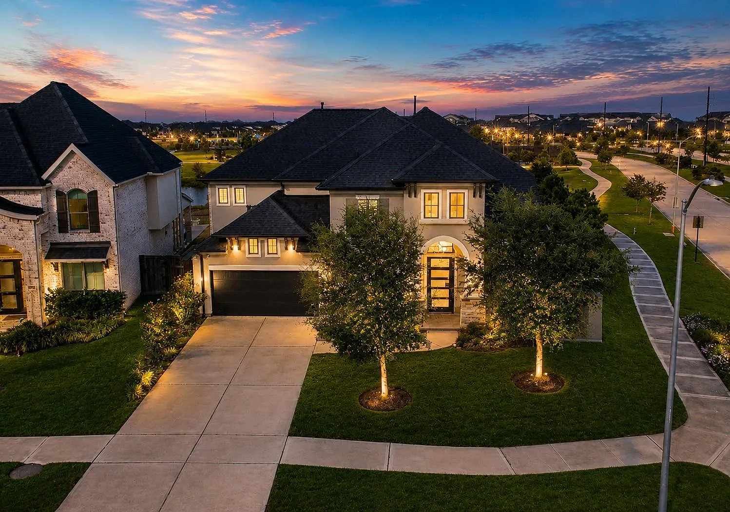 4 bed, 4.5 bath, 3650 sqft, $4,500 — Photo 1