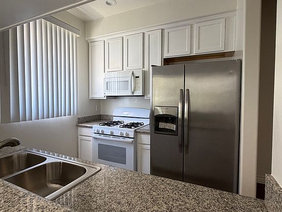3rd image of 4759 Kester Ave APT 105