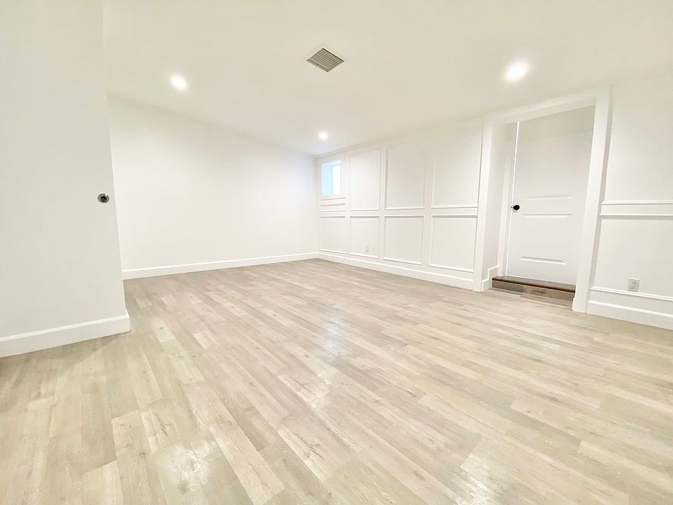 1st image of 13646 Terra Bella St #1