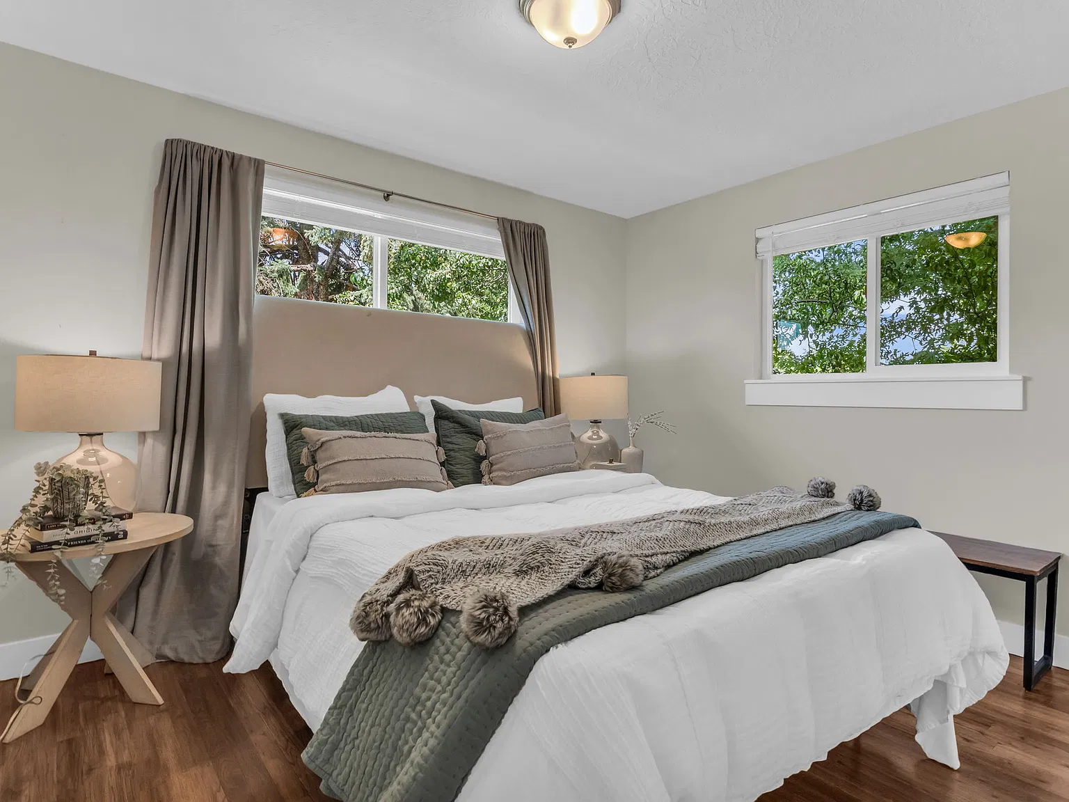 2 bed, 950 sqft, $2,200 — Photo 4