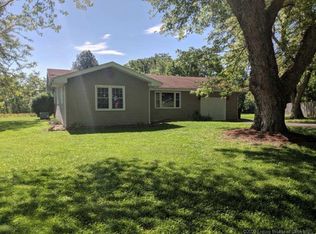 2106 E Gardner Ln, Madison, IN 47250