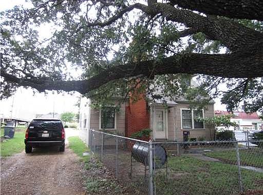 4th image of 1818 S Texas Ave