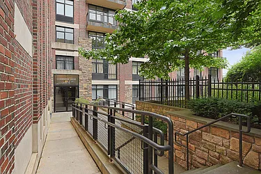 3536 Cambridge Avenue in Spuyten Duyvil