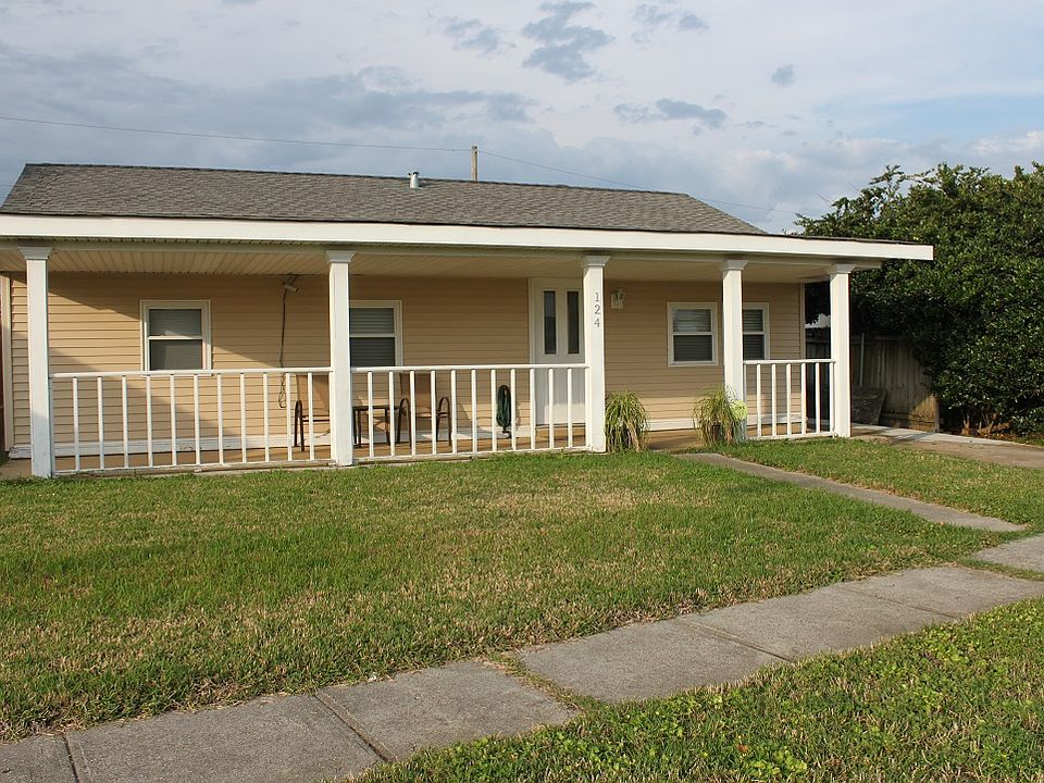 1st image of 124 Elaine Dr