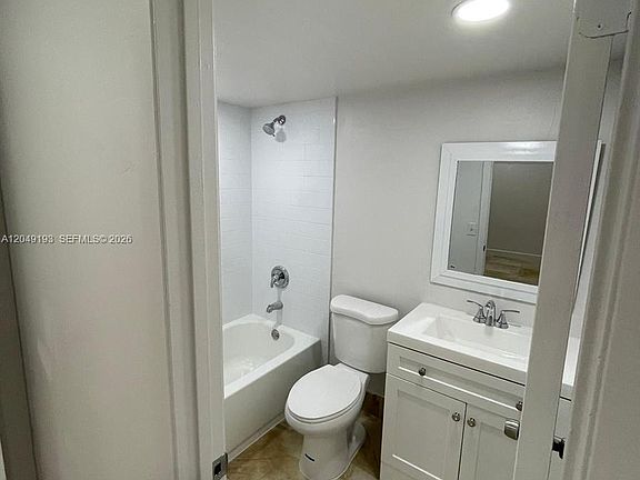 2nd image of 13037 SW 88th Ln #204A