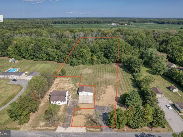 272 Hopewell Dr, Clayton, DE 19938