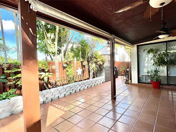 5th image of 616 NW 97th Pl #696