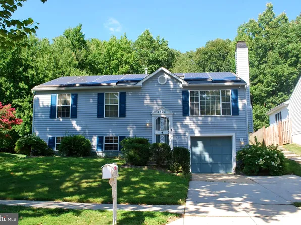 4608 John St, Suitland, MD 20746