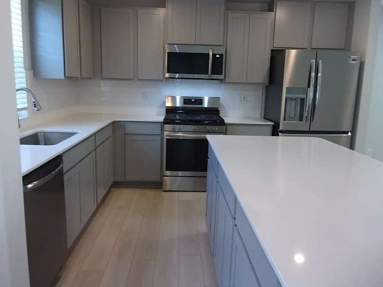 812 Wood Village Dr — Photo 10