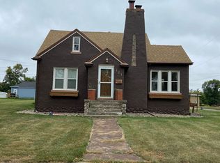 121 W 10th Ave, Webster, SD 57274