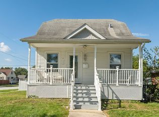 1446 Selleck St, Crete, IL 60417