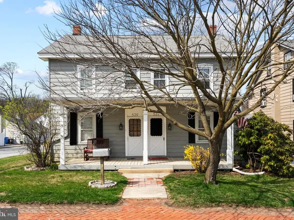 537-539 W 1st Ave, Parkesburg, PA 19365