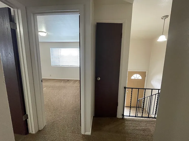 53 E 600 N — Photo 10