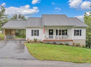 2421 Cannaday Rd NE, Roanoke, VA 24012
