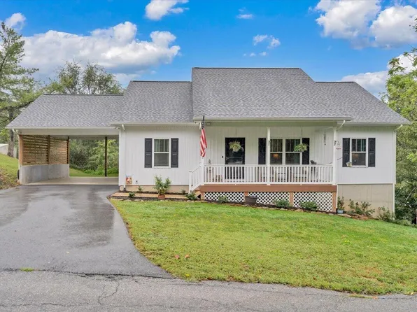 2421 Cannaday Rd NE, Roanoke, VA 24012