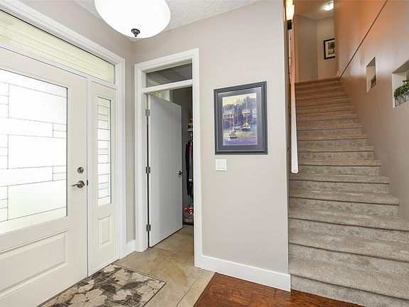 4th image of 2763 Fife Pl